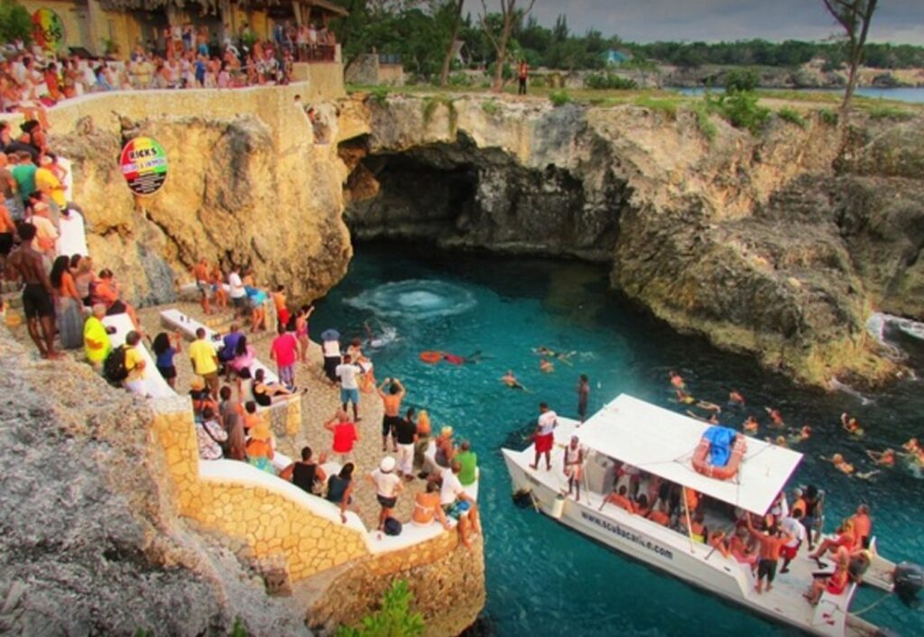 The Cliff Diving Experience at Ricks Cafe
