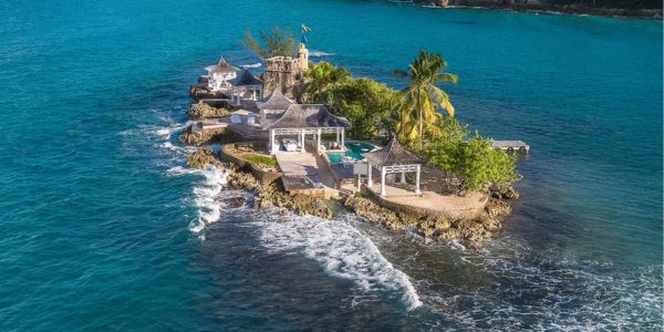 Private Transfer from MBJ Airport to Couples Tower Isle