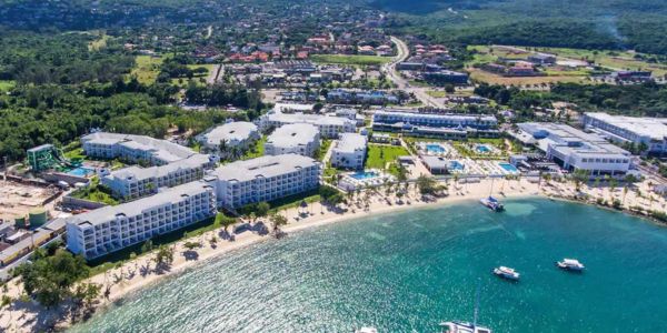 airport-transfer-to-riu-palace-property airport-transfer-to-riu-palace-property