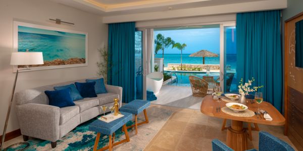 airport-transfer-to-sandals-montego-bay-sitting-area