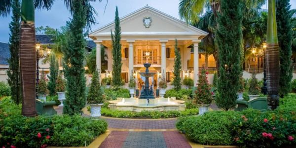 Private Transfer from MBJ Airport to Sandals Royal Plantation