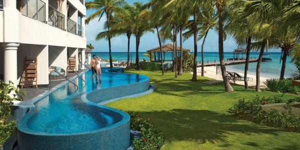 Private Transfer from MBJ Airport to Zoëtry Montego Bay, Jamaica