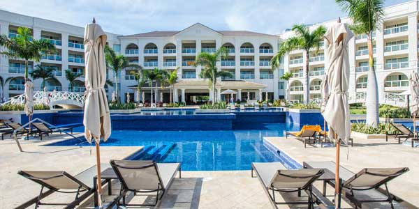 hyatt zilara rose hall