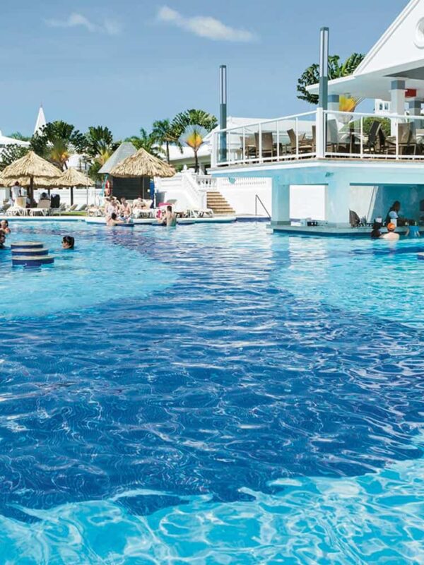 Montego Bay Airport Transfer | RIU Palace Tropical Bay