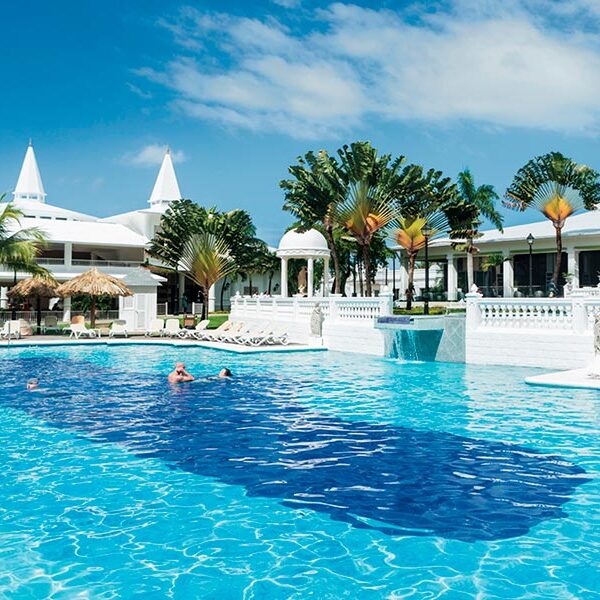 Private Transfer from MBJ Airport to Hotel Riu Negril