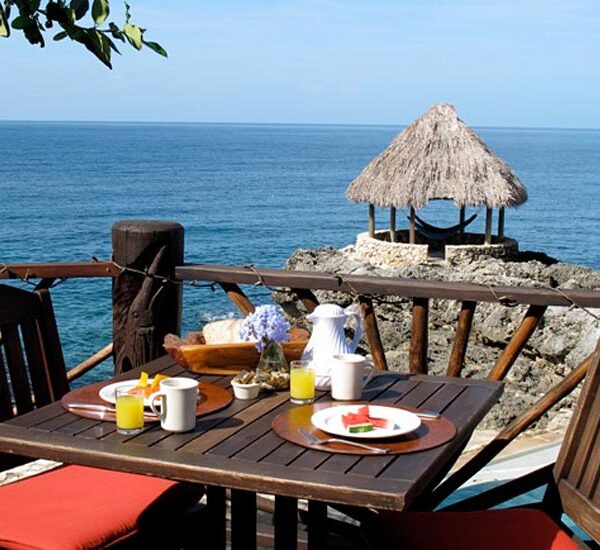 Montego Bay Airport Transfer to Tensing Pen Hotel