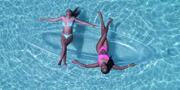 island-dream-tour-clear-kayak-2-women